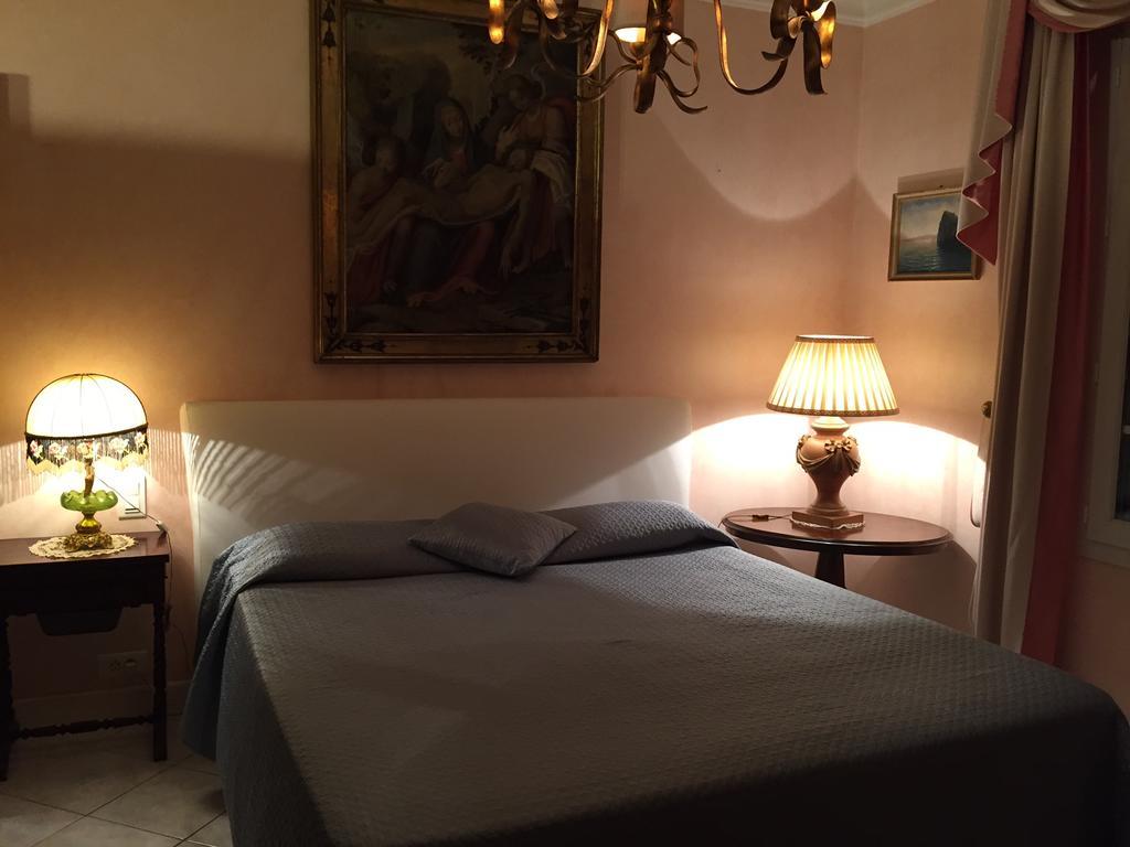 Villa Manu B&B Chambre D'Hote Les Issambres Eksteriør billede